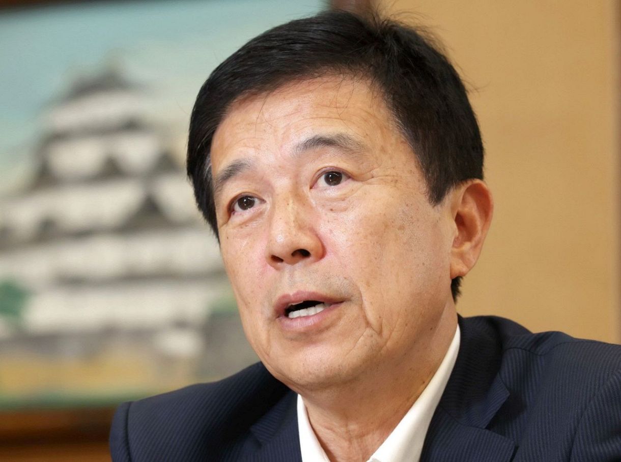 名古屋の広沢市長が記者会見中に倒れ救急搬送　市立小教諭の児童盗撮事件の対応説明中